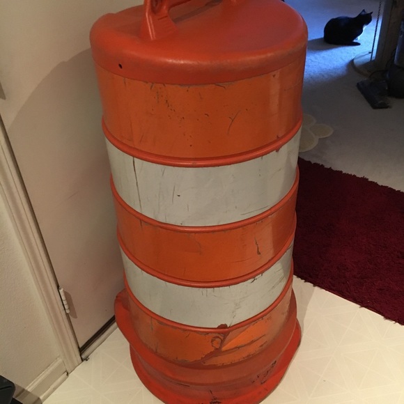 Meet your Posher, Erika - Picture 2 of 2